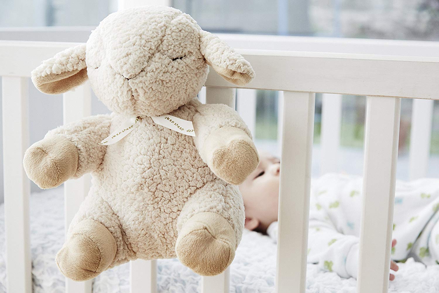 CLOUD B Sleep Sheep Sound Soother with 8 sounds